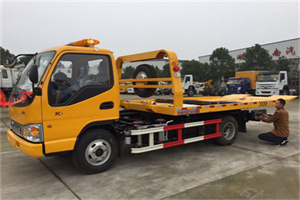 益阳哪里有拖车服务